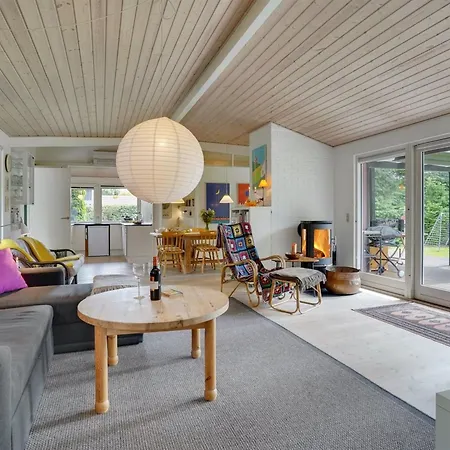 Malwina - 800m From The Sea By Interhome Vakantiehuis Bøtø By